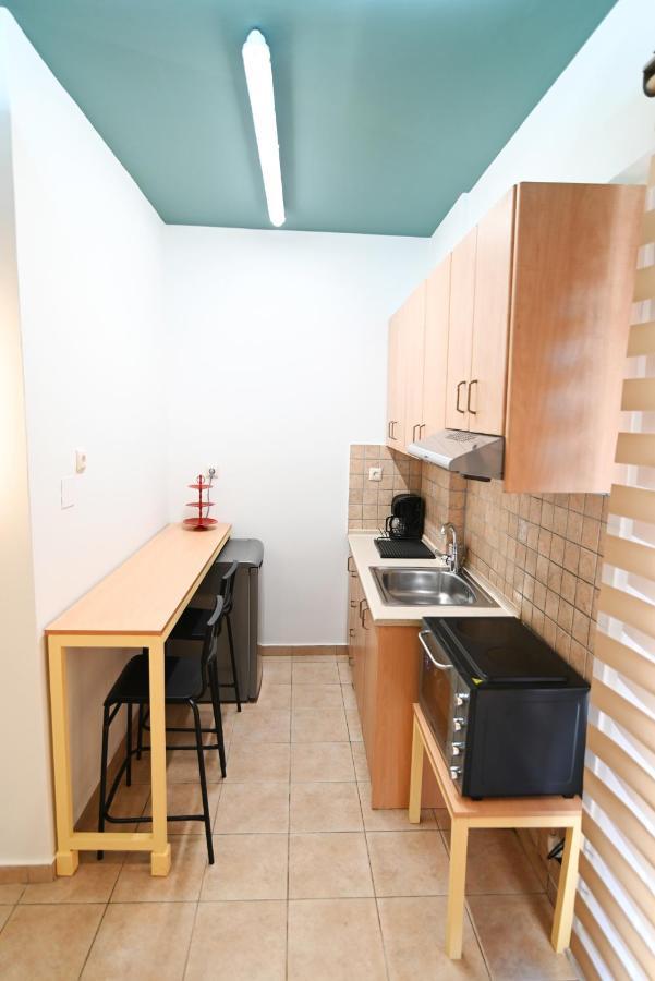 The Whole Packet C3 Center With Parking Apartment Larissa Exterior photo